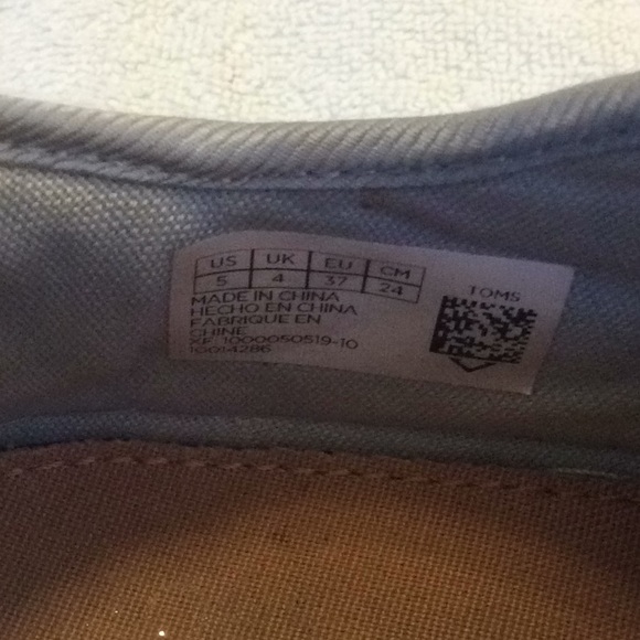 🌸Cute girls sneakers 💕👑 - Picture 4 of 4